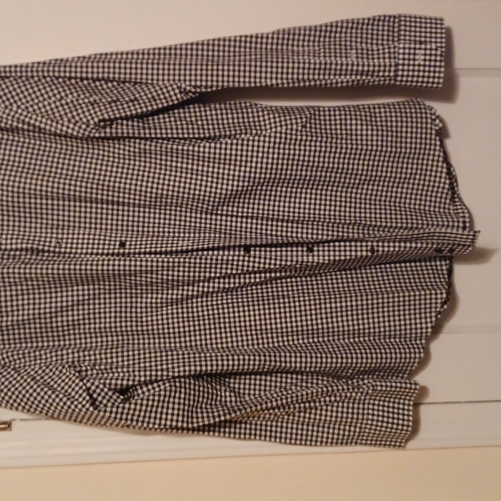 Mens black gingham shirt. Button down collar, Sz 17 34/35